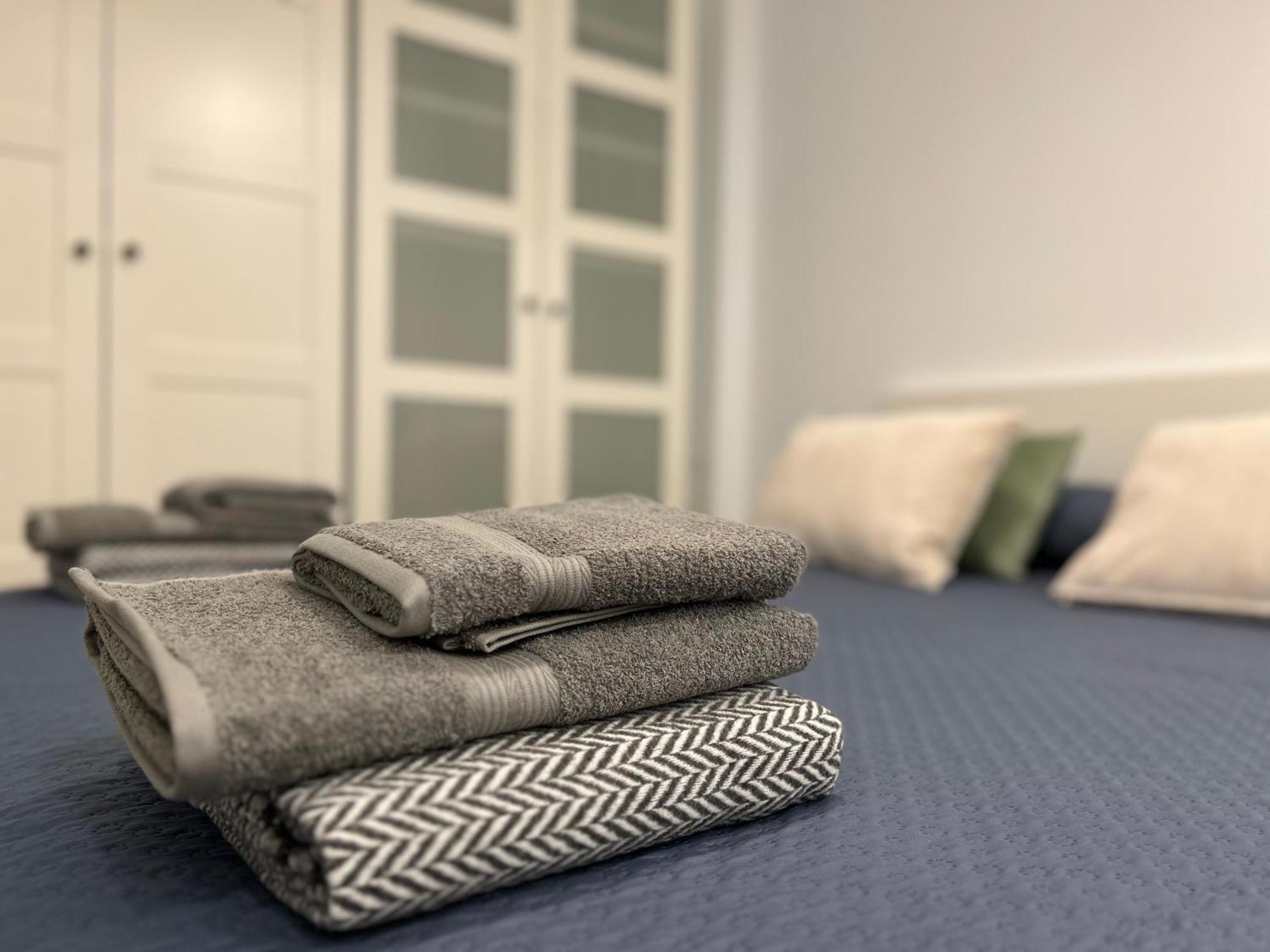 Azca-Bernabeu Apartments مدريد الغرفة الصورة